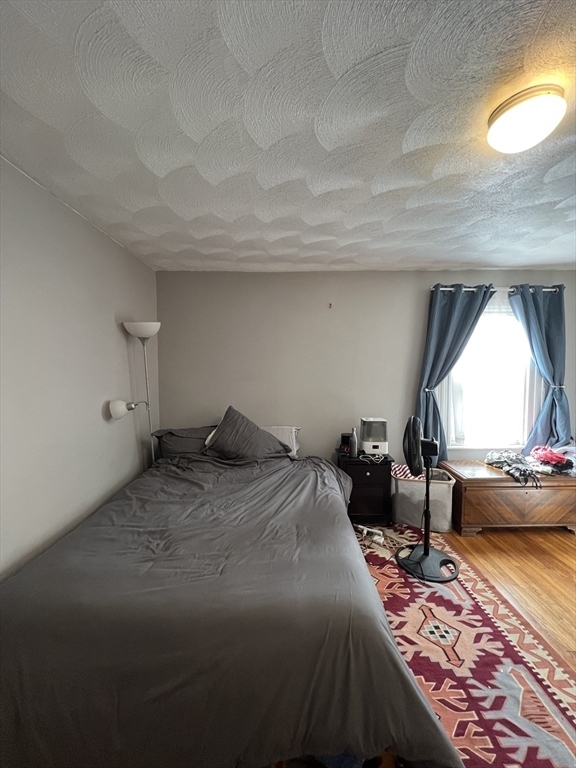 639 Somerville Ave - Photo 13