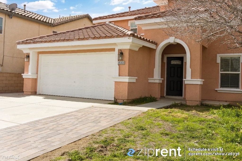 45103 Palm Ln - Photo 1