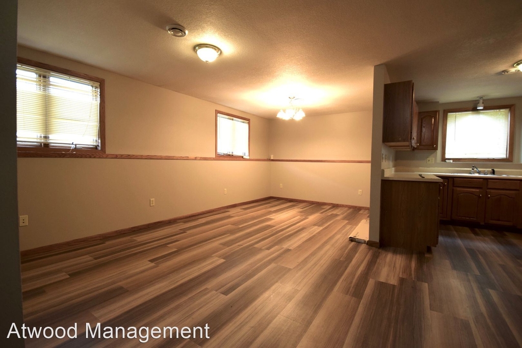 316 E Lafayette Street - Photo 1