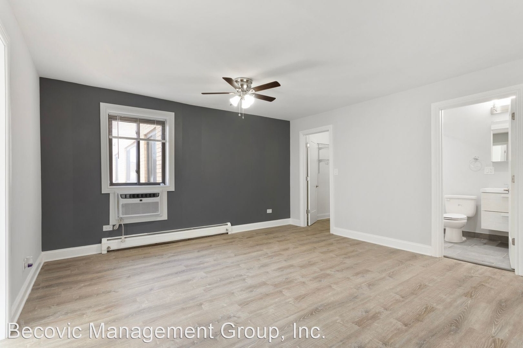 6758 N. Sheridan Rd. - Photo 1