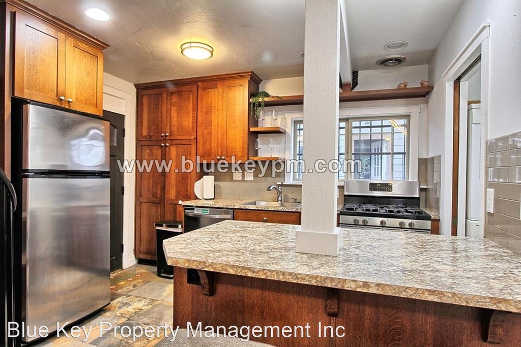 2515 Harney Street Unit A - Photo 3