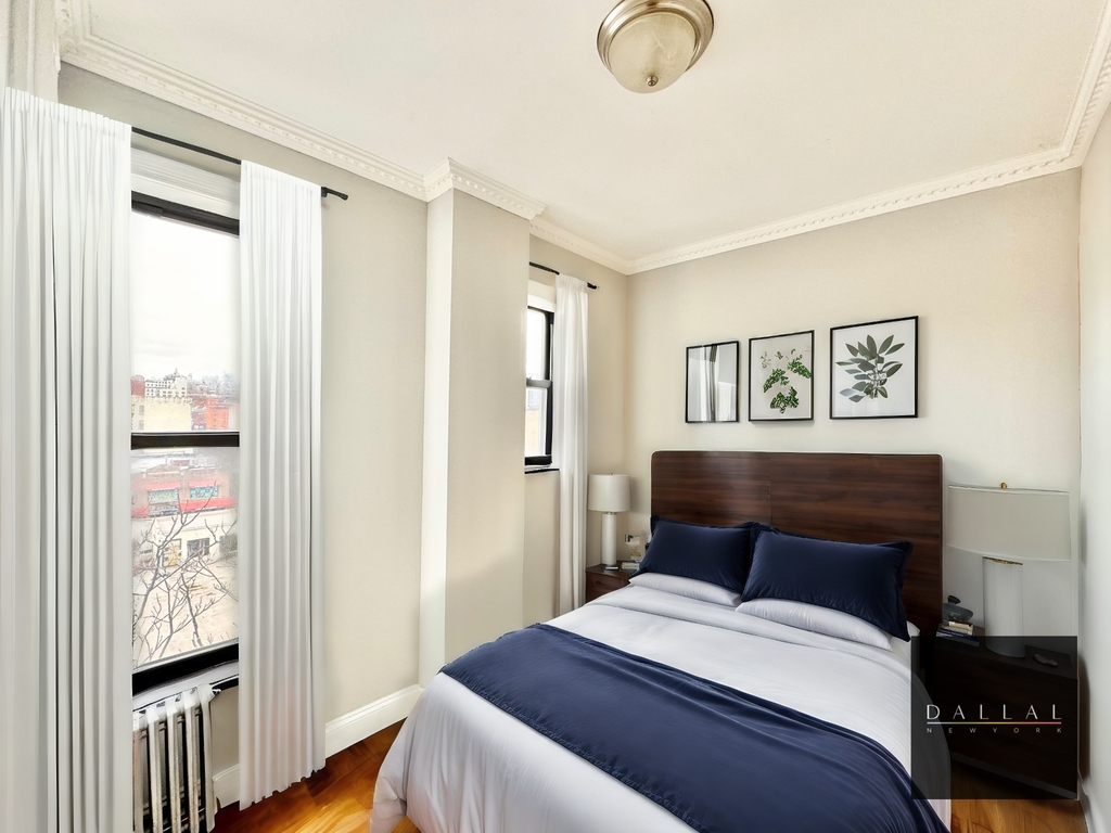 212 East 105th Street - Photo 4