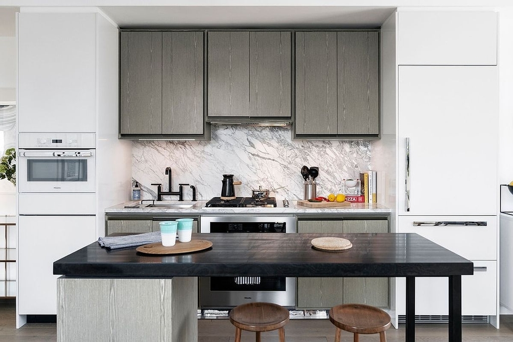 626 1st Avenue - Photo 8