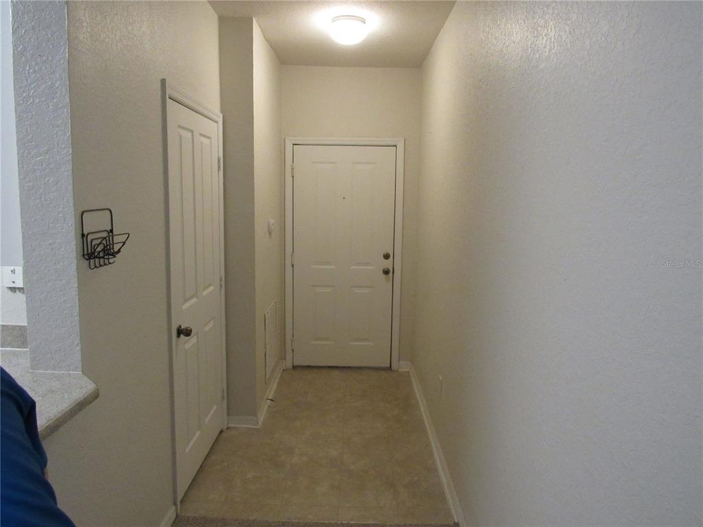 4008 Hemingway Circle - Photo 2