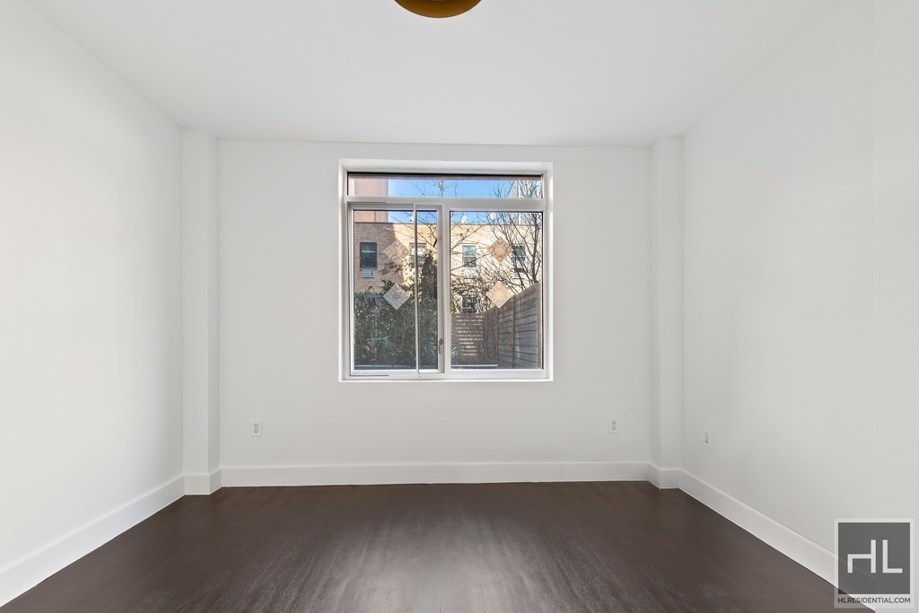 149 Skillman Avenue - Photo 13