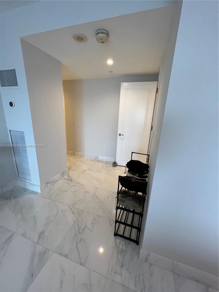 1435 Brickell Ave - Photo 42