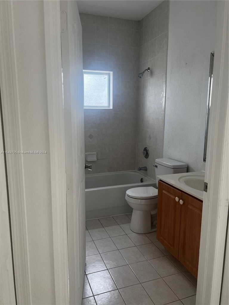 1304 Se 7th Ct - Photo 32