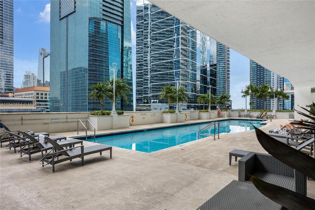 1200 Brickell Bay Dr - Photo 14