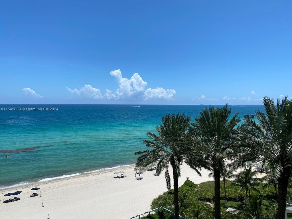 17121 Collins Ave - Photo 36