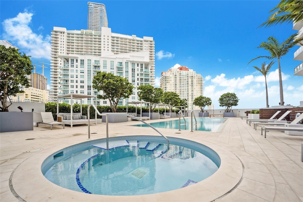 1300 Brickell Bay Dr - Photo 15