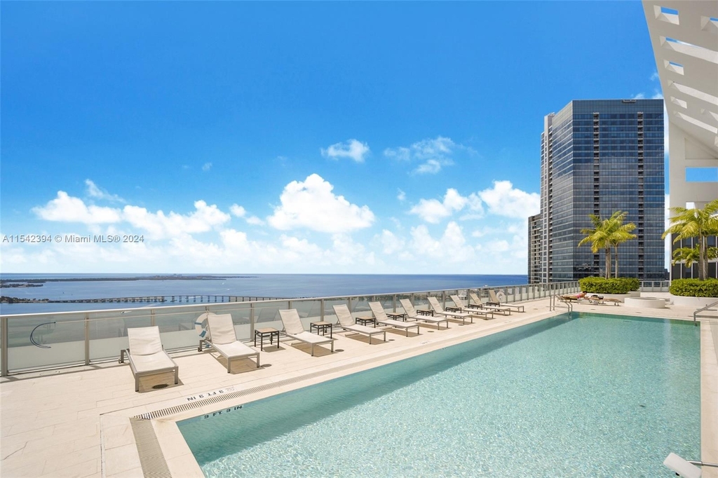 1300 Brickell Bay Dr - Photo 14