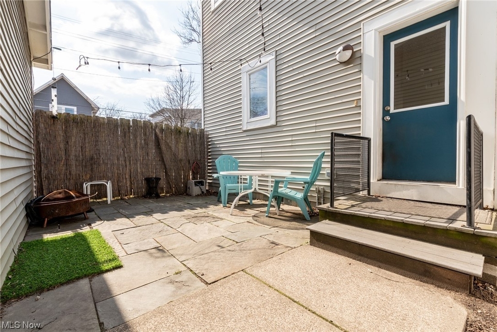 2225 W 41st Street - Photo 8