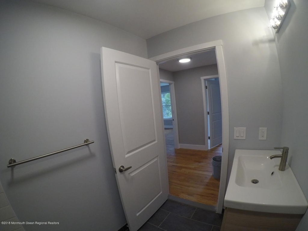 517 Asbury Avenue - Photo 13