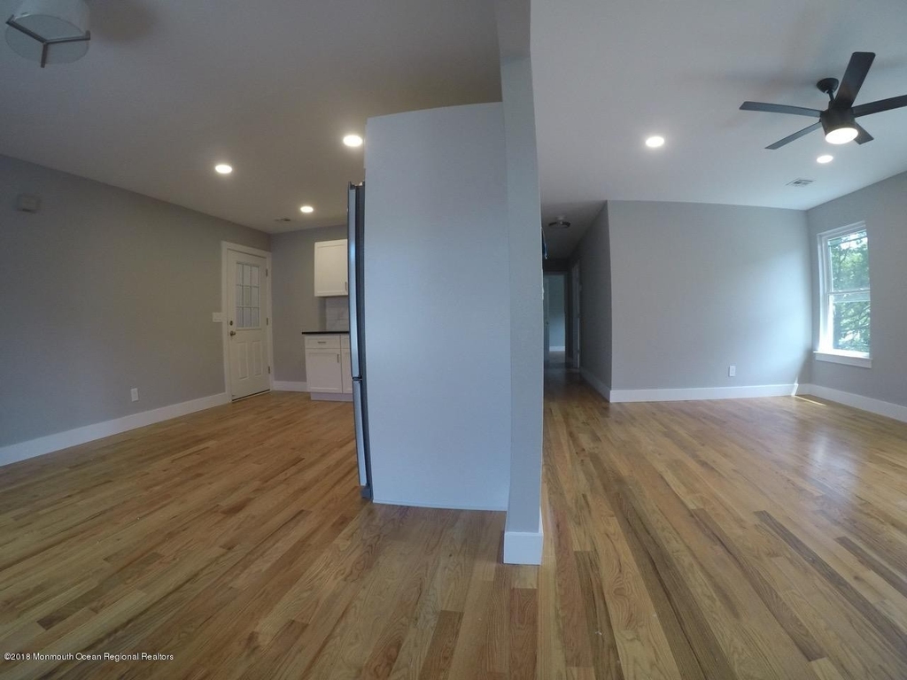 517 Asbury Avenue - Photo 6