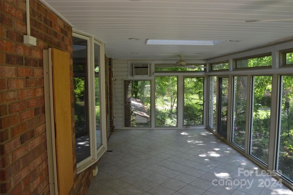 3216 Wentworth Street - Photo 26