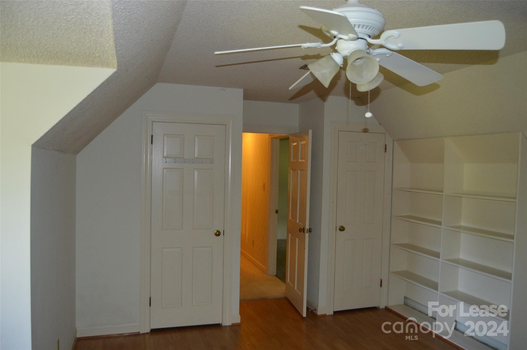 3216 Wentworth Street - Photo 25