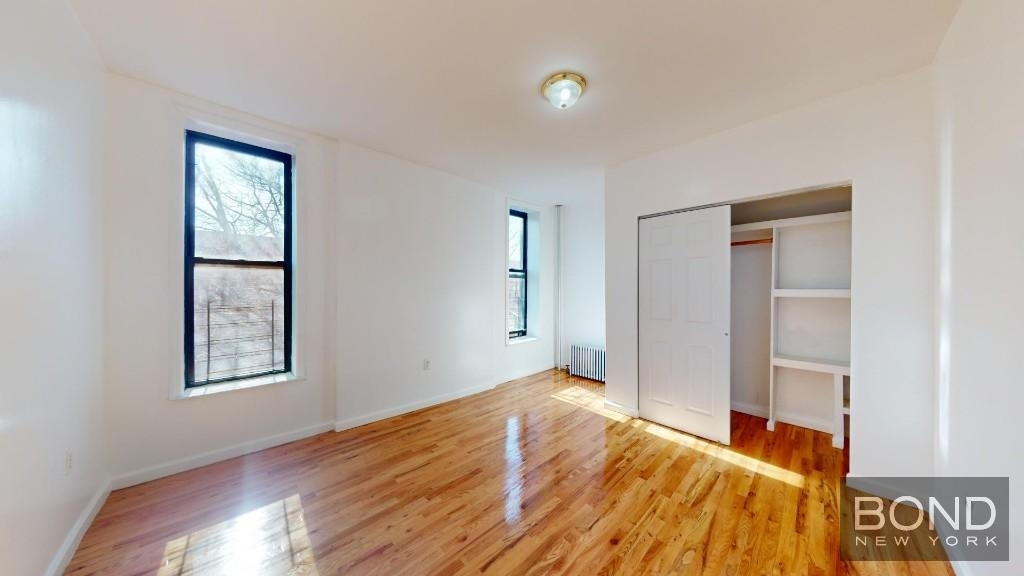 1760 Amsterdam Avenue - Photo 2