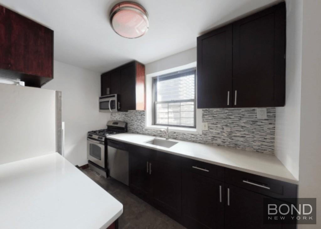 301 East 47th Street - Photo 1