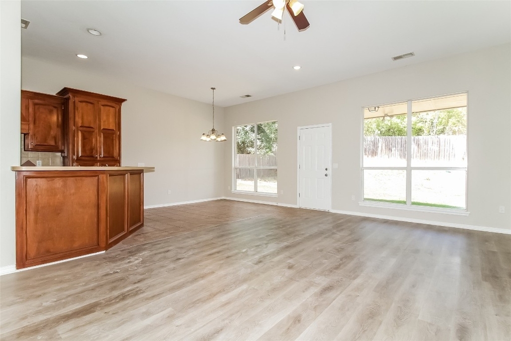 11213 Larkin Lane - Photo 3