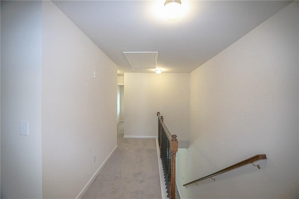 327 Cashes Court - Photo 13