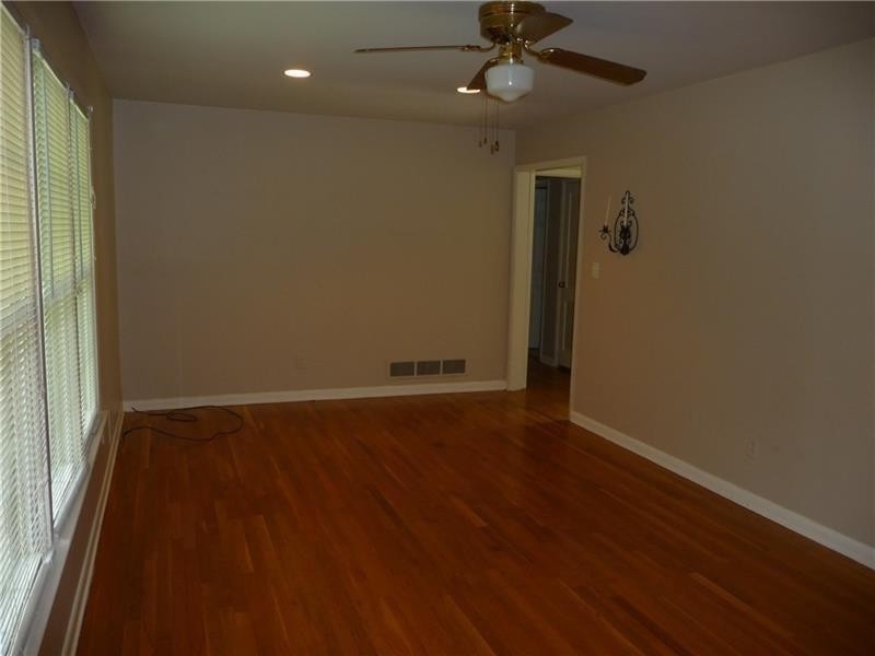 3393 Shawnee Trail - Photo 3