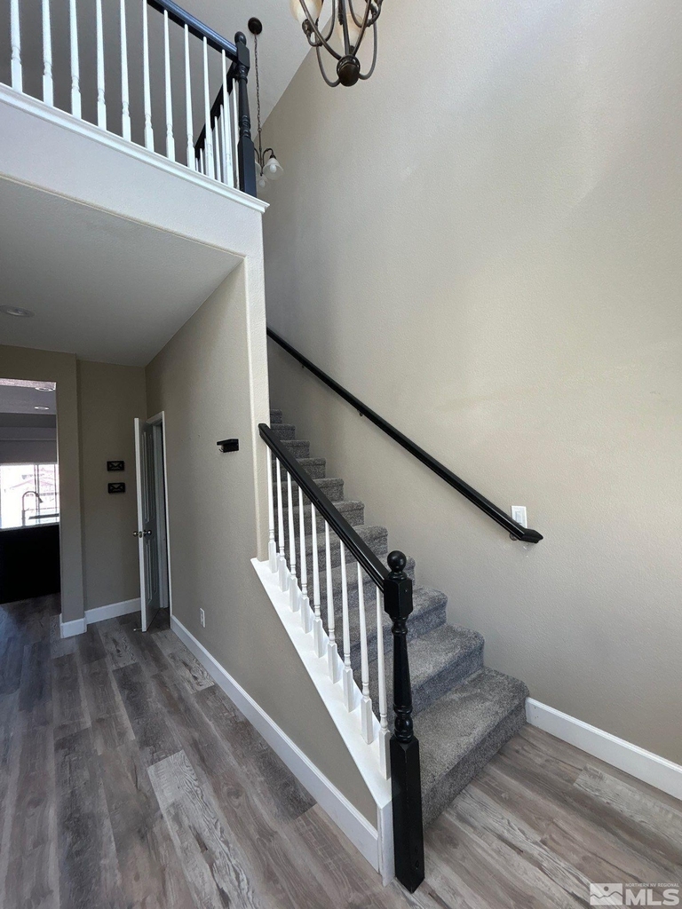 600 Panama Dr - Photo 2