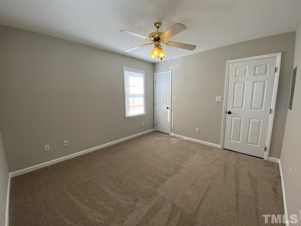 1017 Holly Pointe Drive - Photo 15