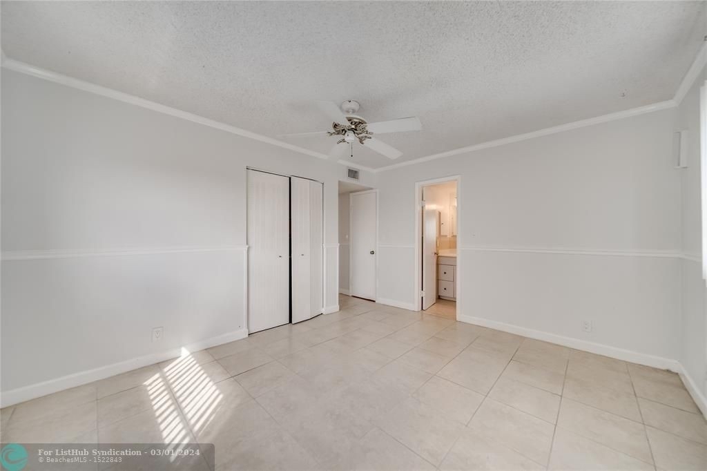 2430 Sw 81st Ave - Photo 8