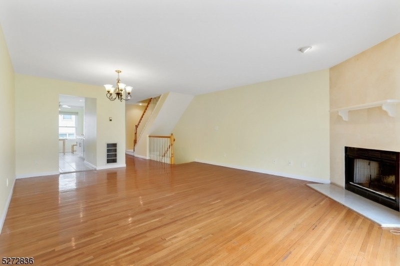 136 Panorama Dr - Photo 3