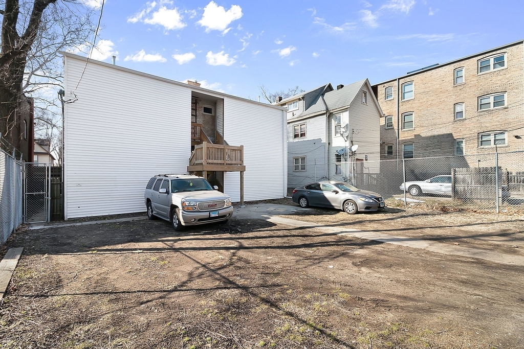 12021 S Eggleston Avenue - Photo 9