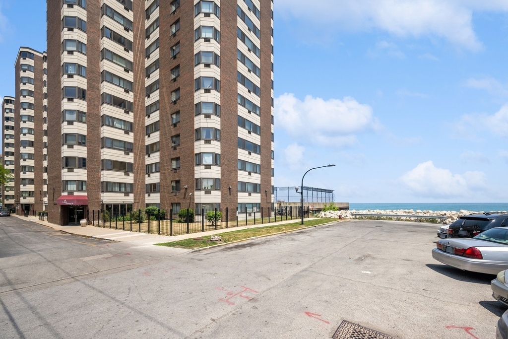 7337 S South Shore Drive - Photo 1