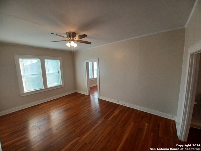 127 W Magnolia Ave - Photo 3