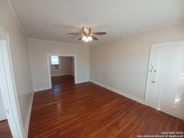 127 W Magnolia Ave - Photo 2