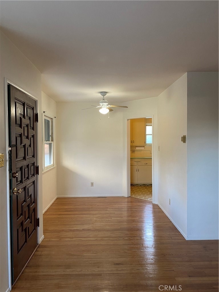 1209 N Monterey Street - Photo 4