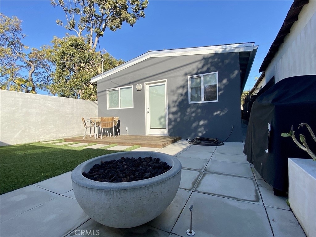 656 Rosecrans Avenue - Photo 31