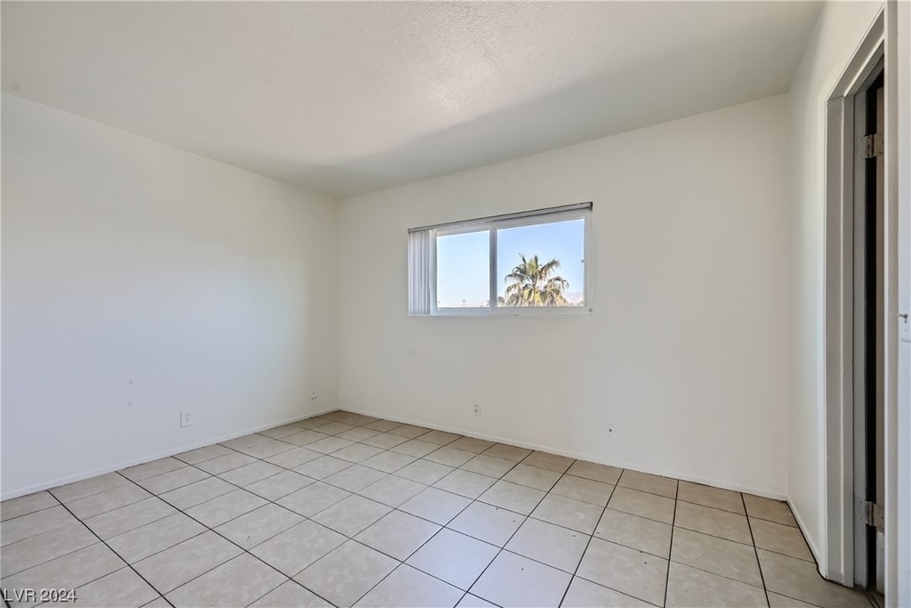 3604 Thomas Avenue - Photo 11