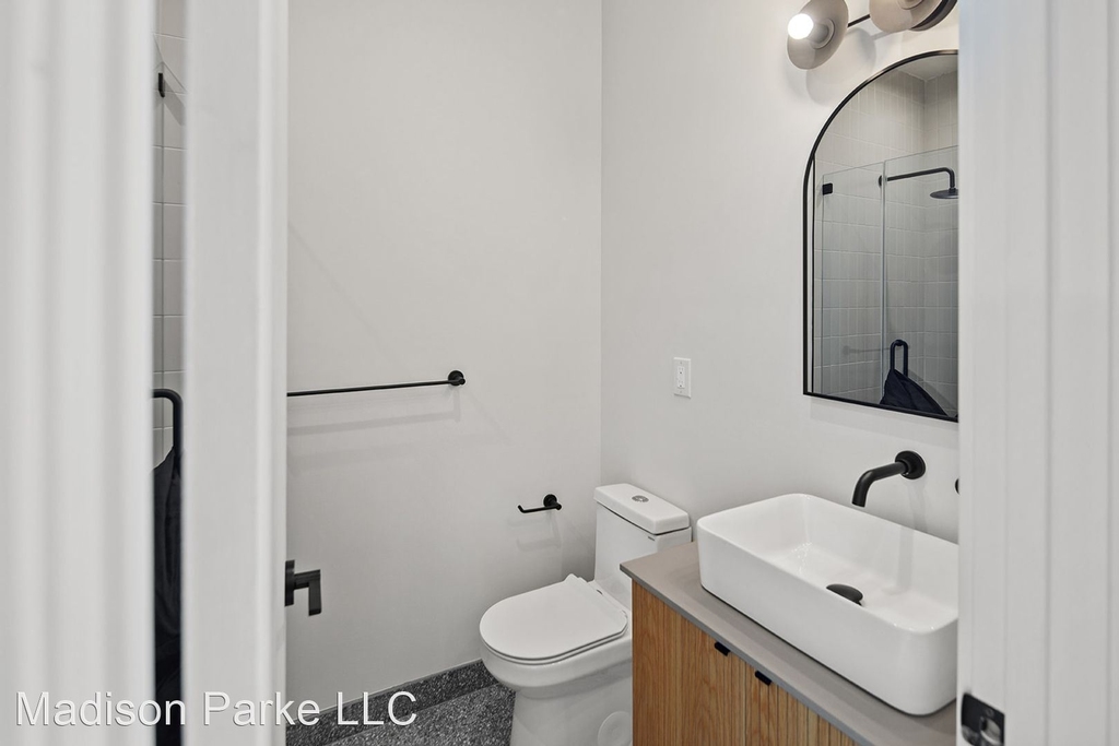 2201 Frankford Ave - Photo 7