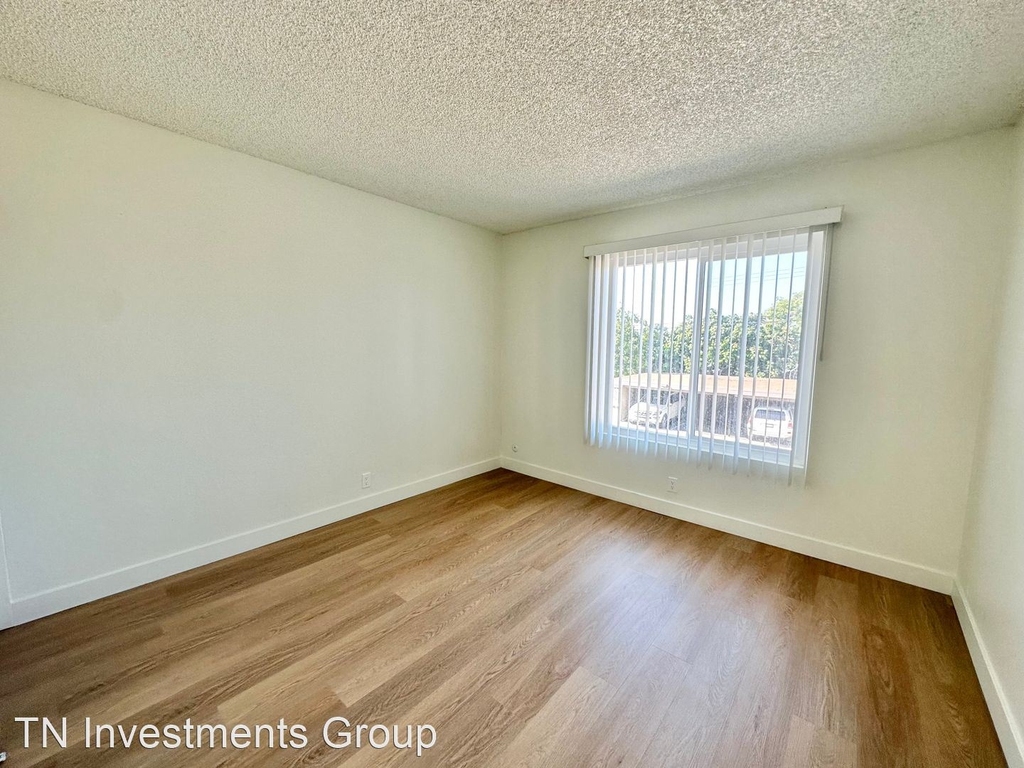 10621 Bolsa Ave. - Photo 10