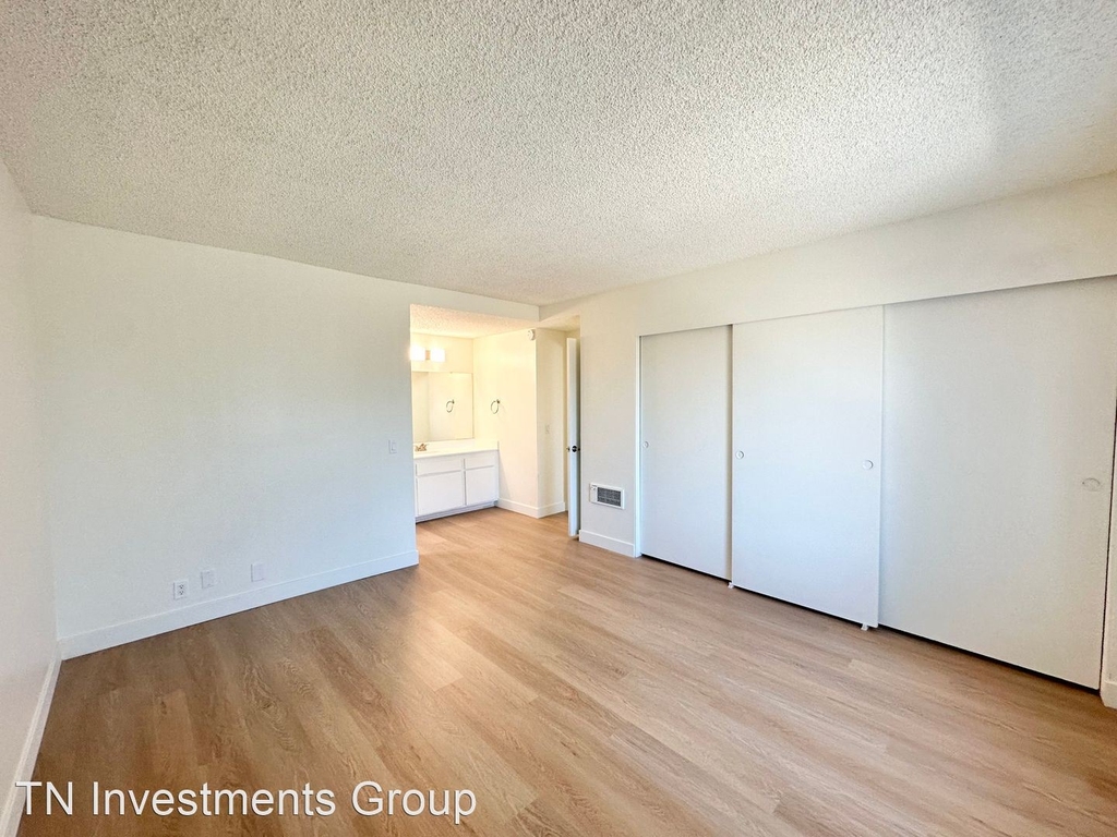 10621 Bolsa Ave. - Photo 14