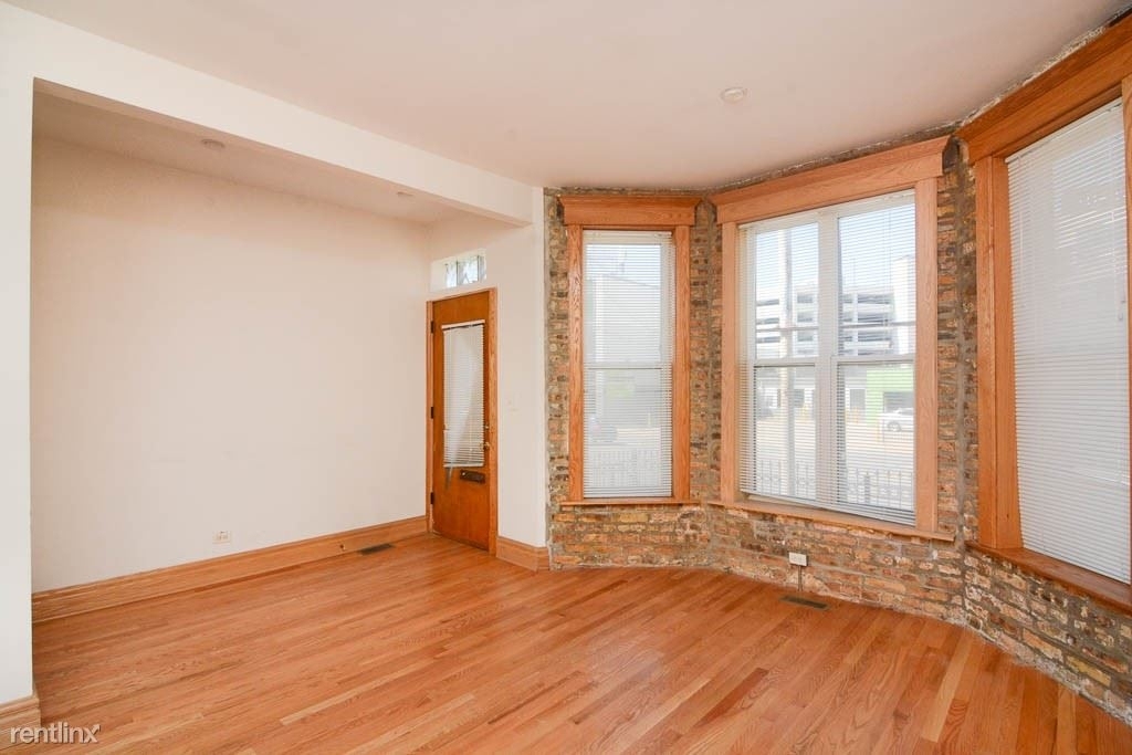 2053 W. Fullerton, Unit 4 - Photo 6