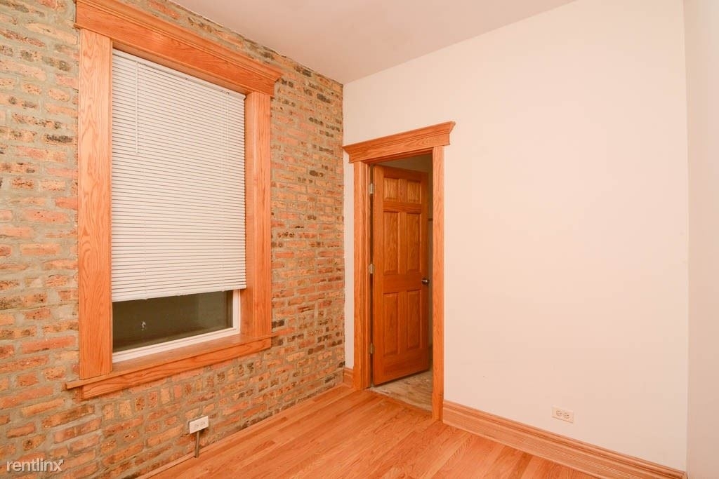 2053 W. Fullerton, Unit 4 - Photo 9