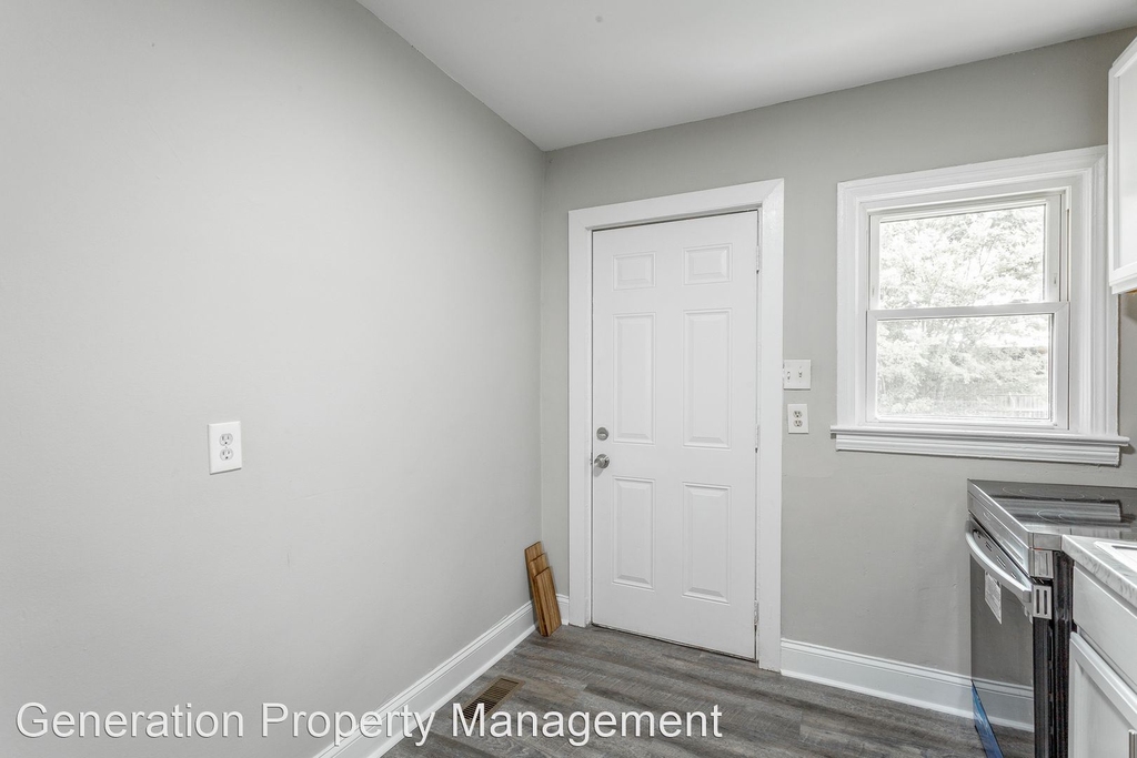 5109-5111 Sunbeam Ave - Photo 5