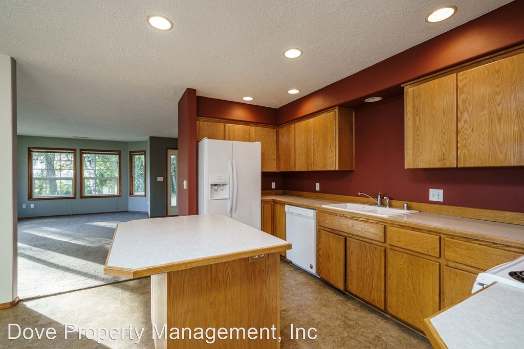 216 S 3rd Avenue - Photo 11