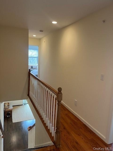 92 Thatcher Avenue - Photo 12