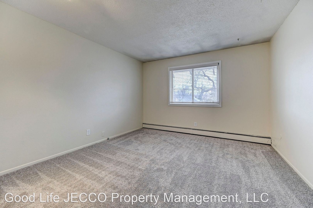 229 North Hancock Avenue - Photo 9