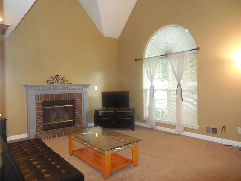 8603 Raintree Circle - Photo 2