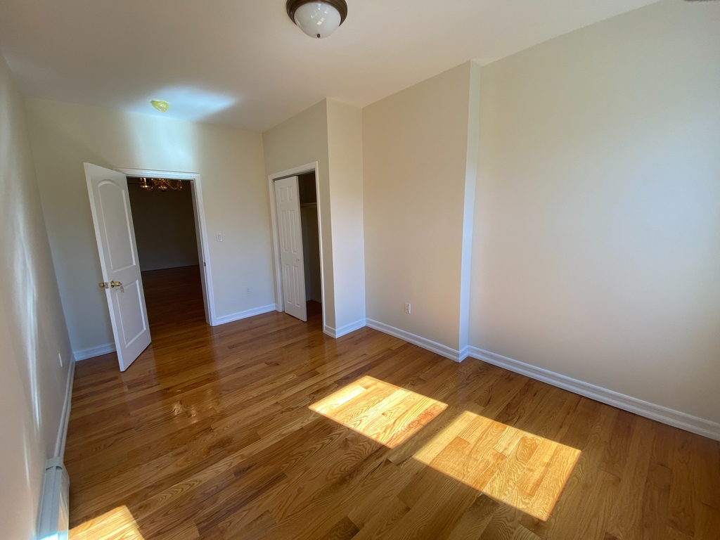 1339 Prospect Place - Photo 7