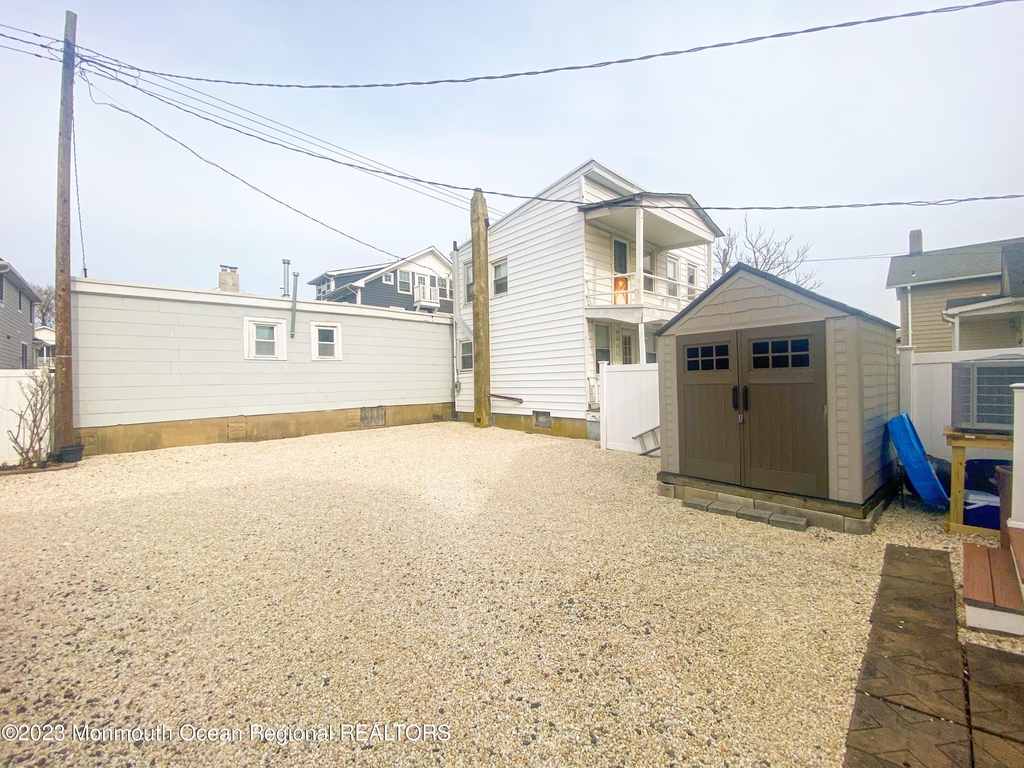 212 15th Avenue - Photo 13