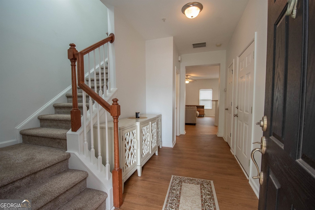 113 Stonebridge Crossing - Photo 3