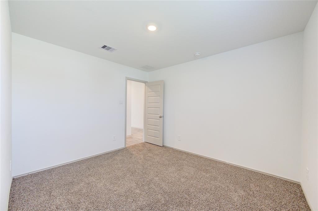 1806 Laguna Way - Photo 4